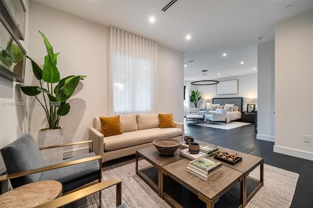 7220 SW 125th St, Pinecrest, FL 33156