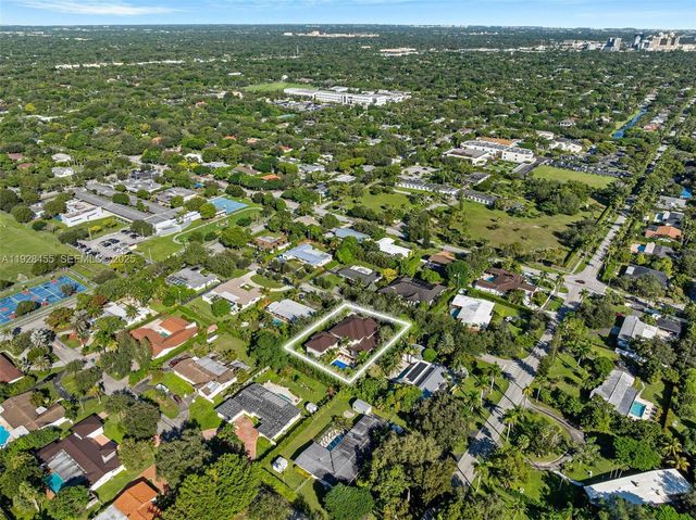 7220 SW 125th St, Pinecrest, FL 33156