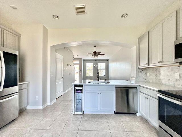 6950 TOWERING SPRUCE DRIVE, Riverview, FL 33578