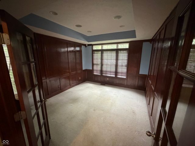4064 Shady Pointe Row, Greenwood, IN 46143