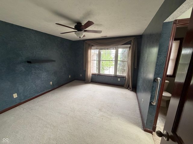 4064 Shady Pointe Row, Greenwood, IN 46143