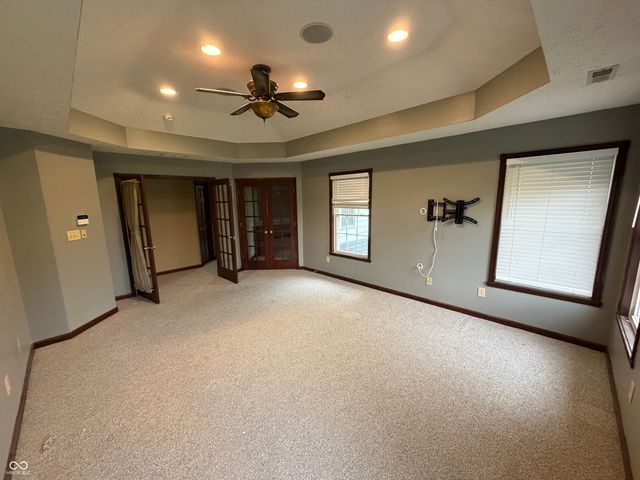 4064 Shady Pointe Row, Greenwood, IN 46143