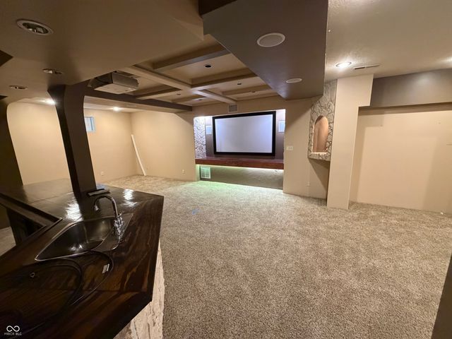 4064 Shady Pointe Row, Greenwood, IN 46143