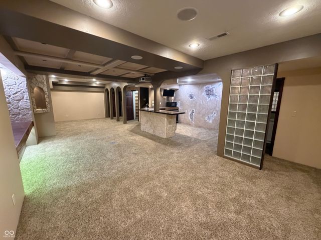 4064 Shady Pointe Row, Greenwood, IN 46143