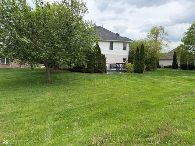 4064 Shady Pointe Row, Greenwood, IN 46143