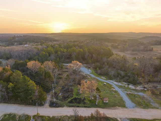 499 Quail Drive, Calico Rock, AR 72519