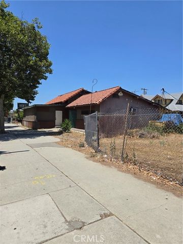 855 W Holt Avenue, Pomona, CA 91768