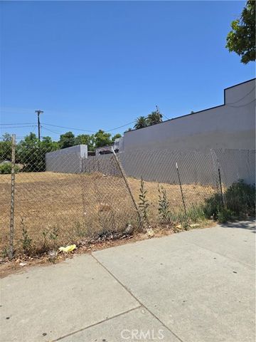 855 W Holt Avenue, Pomona, CA 91768