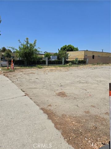 855 W Holt Avenue, Pomona, CA 91768