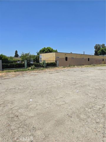 855 W Holt Avenue, Pomona, CA 91768