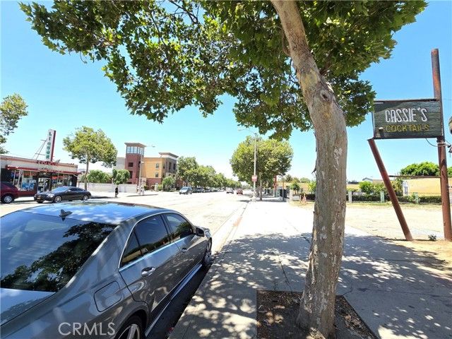 855 W Holt Avenue, Pomona, CA 91768