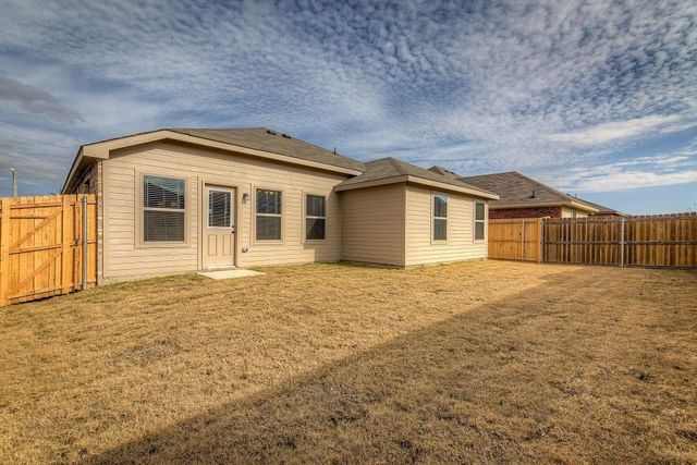 1423 Reiger Drive, Greenville, TX 75402