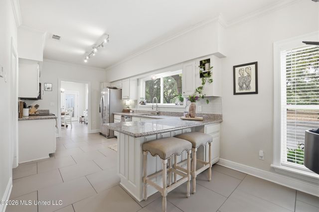 1612 S 11th Street, Ocean Springs, MS 39564