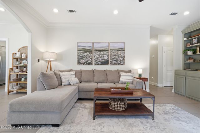 1612 S 11th Street, Ocean Springs, MS 39564