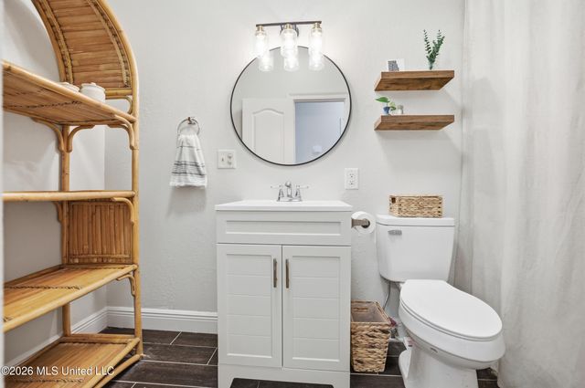 1612 S 11th Street, Ocean Springs, MS 39564