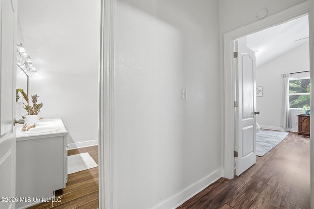 1612 S 11th Street, Ocean Springs, MS 39564