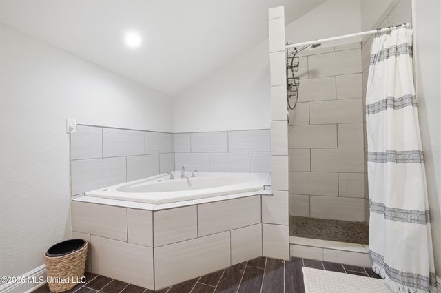 1612 S 11th Street, Ocean Springs, MS 39564