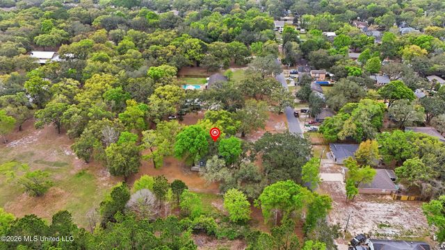 1612 S 11th Street, Ocean Springs, MS 39564