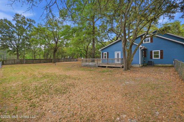 1612 S 11th Street, Ocean Springs, MS 39564