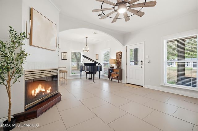 1612 S 11th Street, Ocean Springs, MS 39564