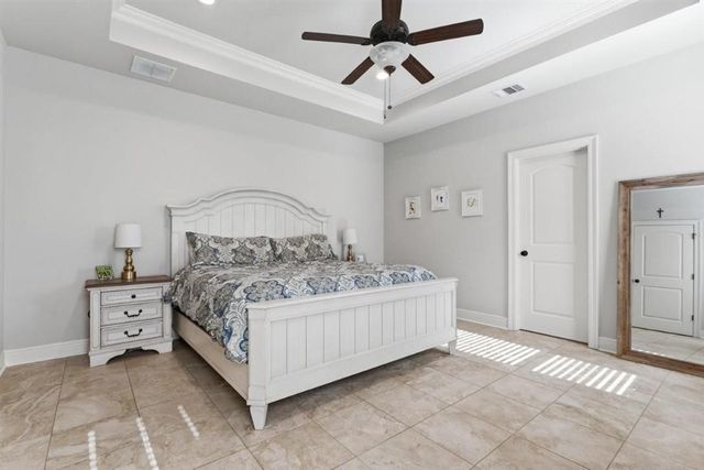 750 Lionel Lane, Lake Charles, LA 70605