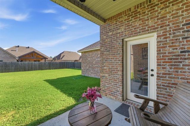 750 Lionel Lane, Lake Charles, LA 70605