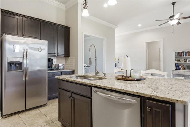 750 Lionel Lane, Lake Charles, LA 70605