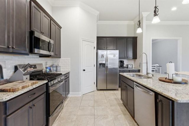 750 Lionel Lane, Lake Charles, LA 70605