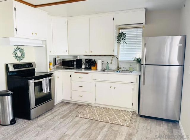 4367 Berwick, San Diego, CA 92117