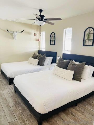 4367 Berwick, San Diego, CA 92117