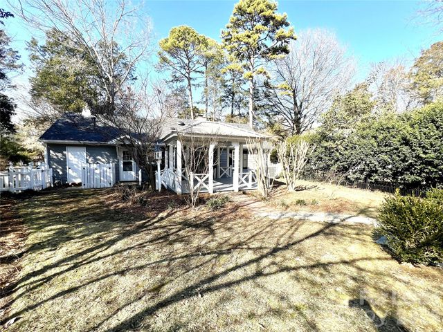 2408 Turnberry Lane, Charlotte, NC 28210