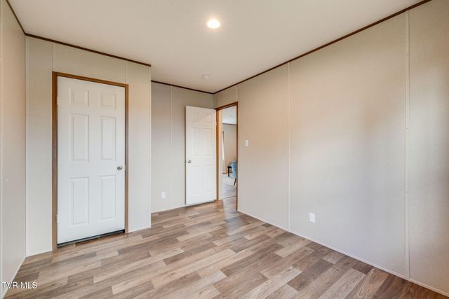 2537 Sullivan Gardens Parkway, Kingsport, TN 37660