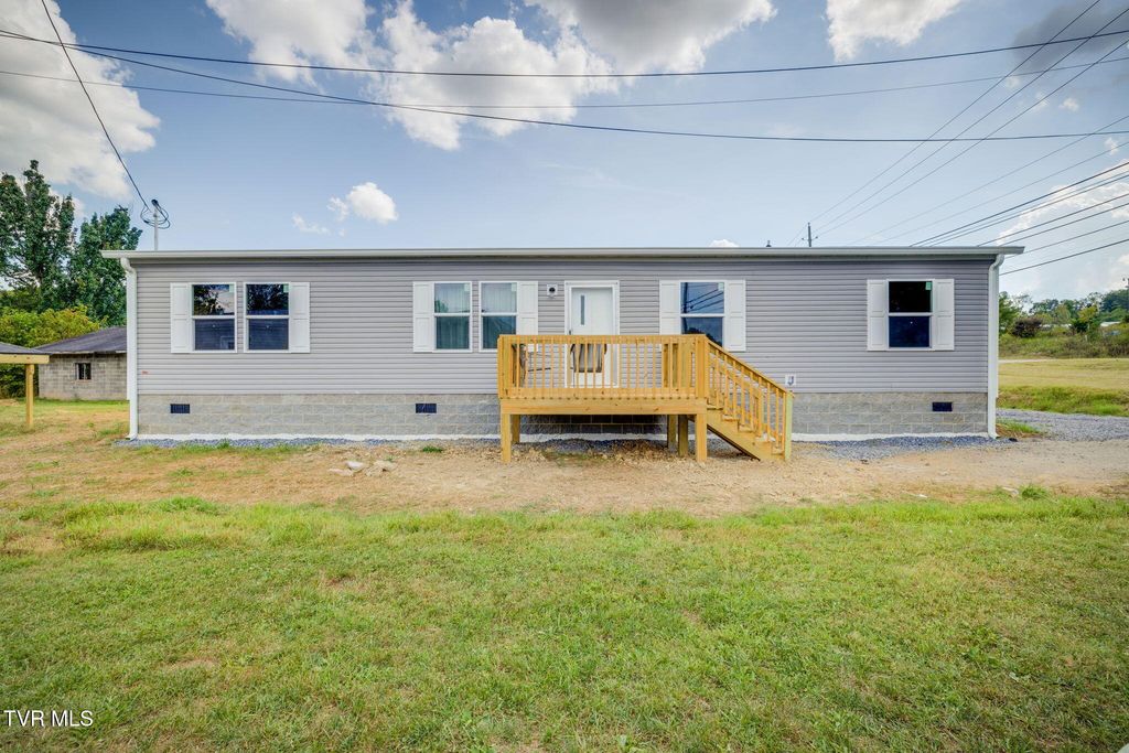 2537 Sullivan Gardens Parkway, Kingsport, TN 37660
