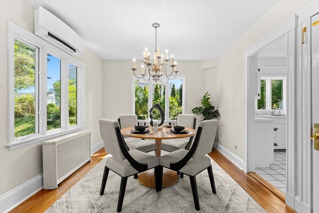 17 Preston Beach Rd, Marblehead, MA 01945