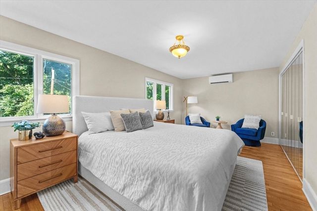 17 Preston Beach Rd, Marblehead, MA 01945