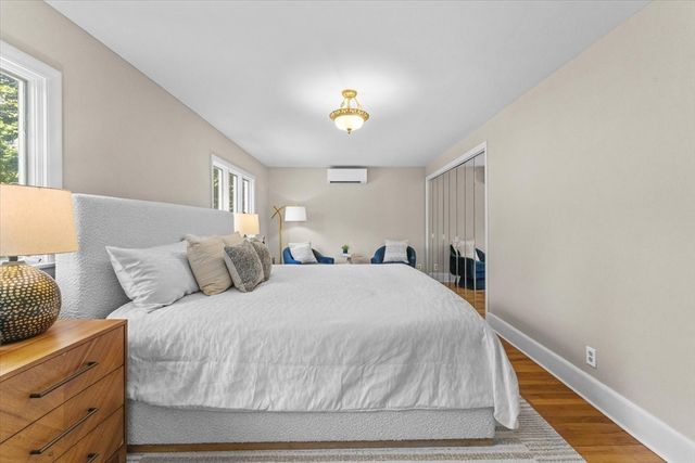 17 Preston Beach Rd, Marblehead, MA 01945