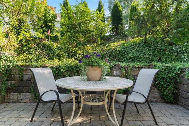 17 Preston Beach Rd, Marblehead, MA 01945