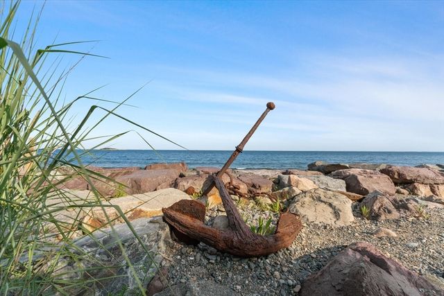 17 Preston Beach Rd, Marblehead, MA 01945