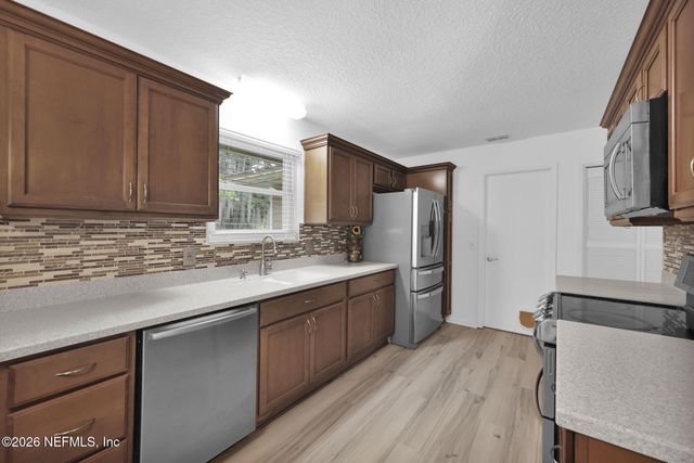 9872 LAZY HOLLOW Lane, Jacksonville, FL 32257