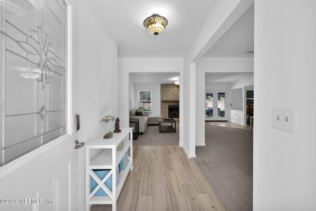 9872 LAZY HOLLOW Lane, Jacksonville, FL 32257