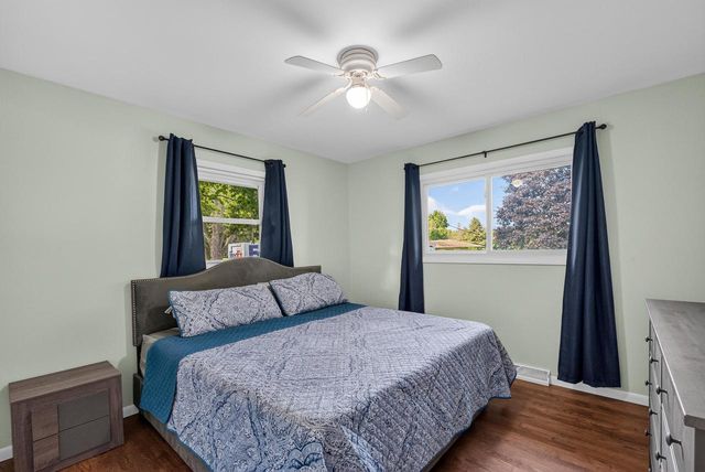 W128N8518 Revere ROAD, Menomonee Falls, WI 53051