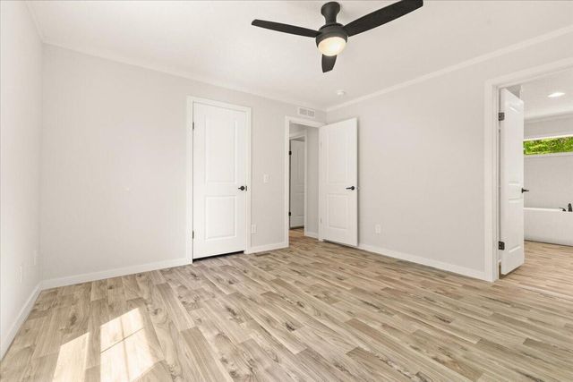 106 Ridgemont CT, Thaxton, VA 24174