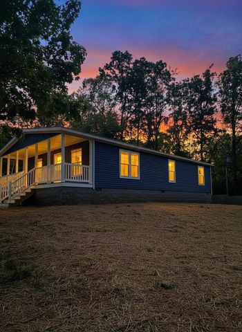 106 Ridgemont CT, Thaxton, VA 24174