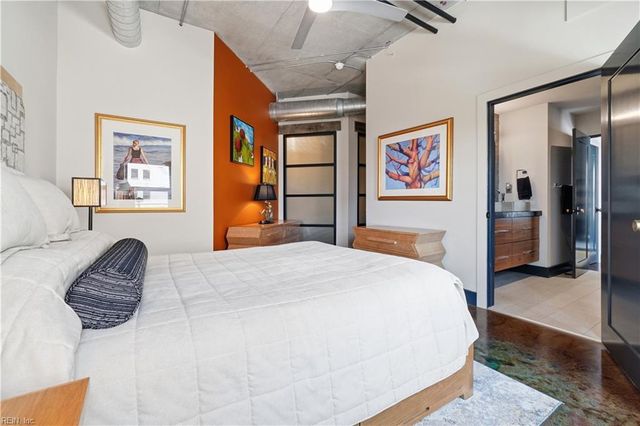123 College Pl Unit 912, Norfolk, VA 23510