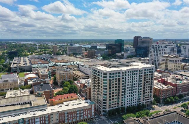 123 College Pl Unit 912, Norfolk, VA 23510