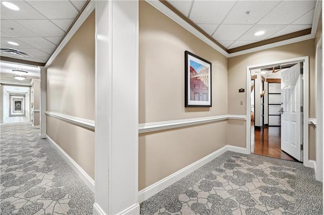 123 College Pl Unit 912, Norfolk, VA 23510