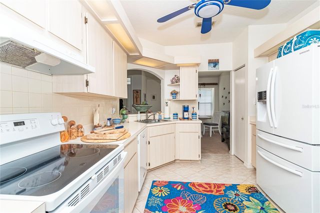 8795 SW 108TH STREET, Ocala, FL 34481