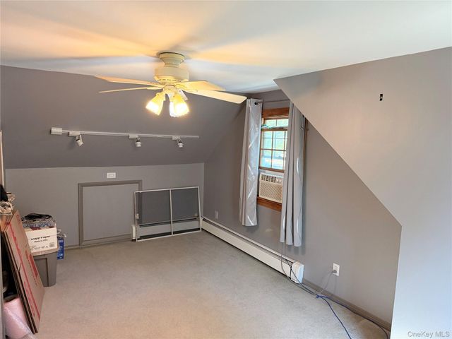 1 Higbie Drive, West Islip, NY 11795