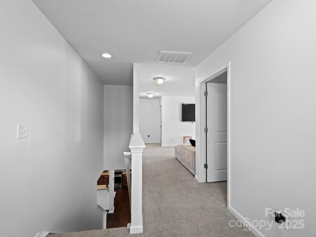 3702 Wiegon Lane, Charlotte, NC 28216