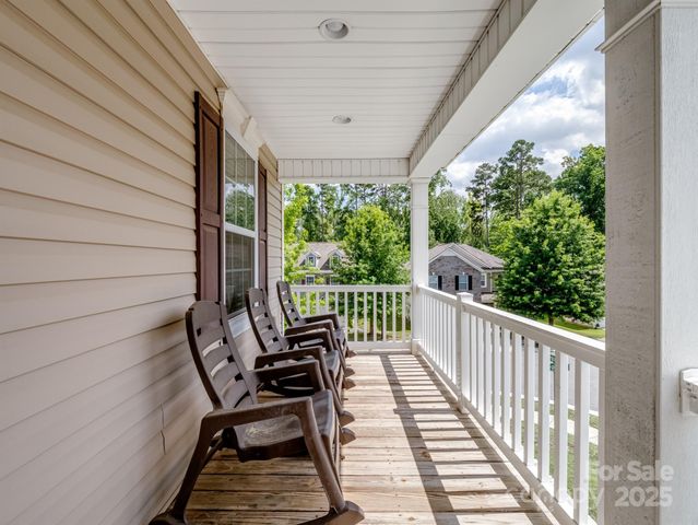 3702 Wiegon Lane, Charlotte, NC 28216